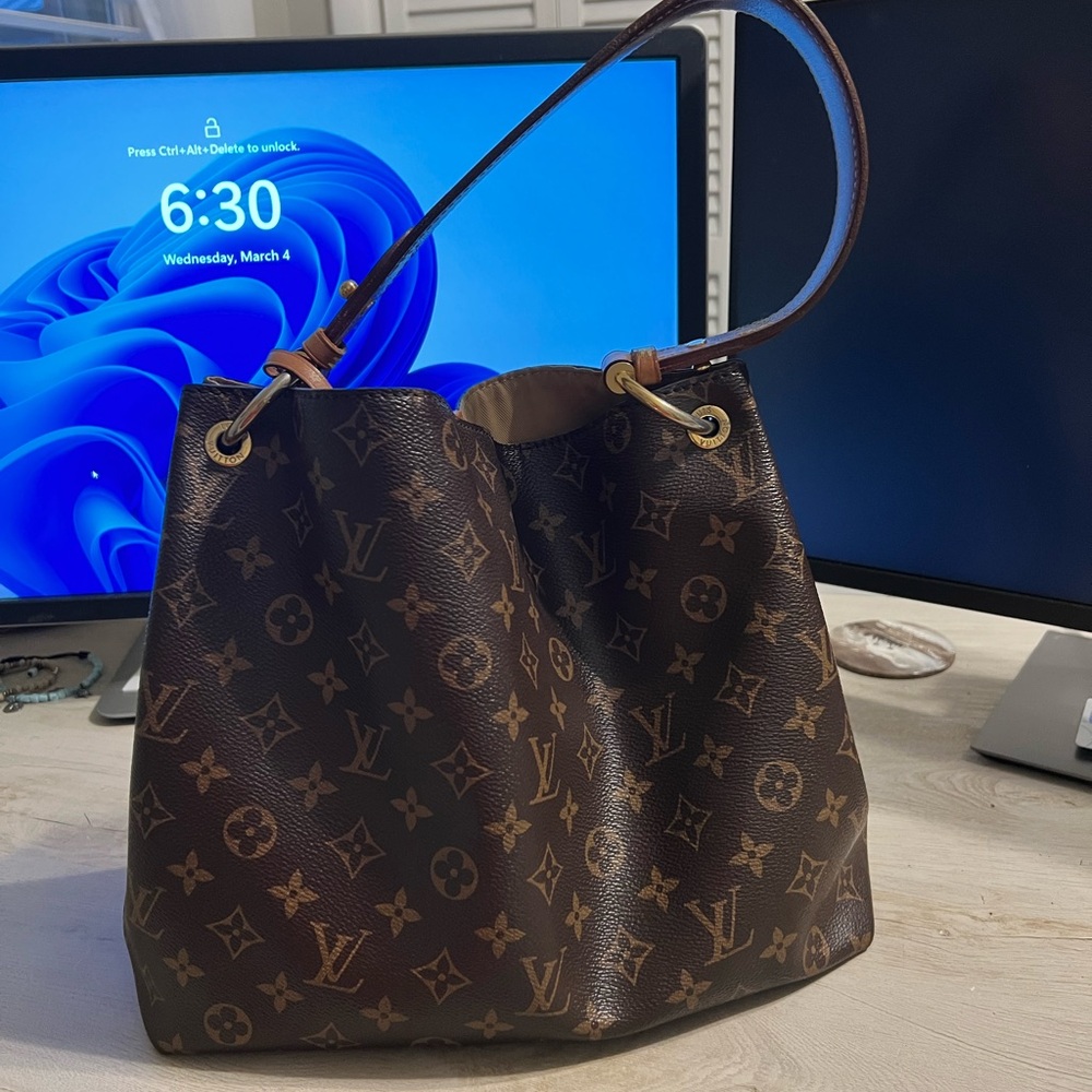 Louis Vuitton Dark Brown Monogram Shoulder Bag with letter of authenticity - Picture 2 of 7